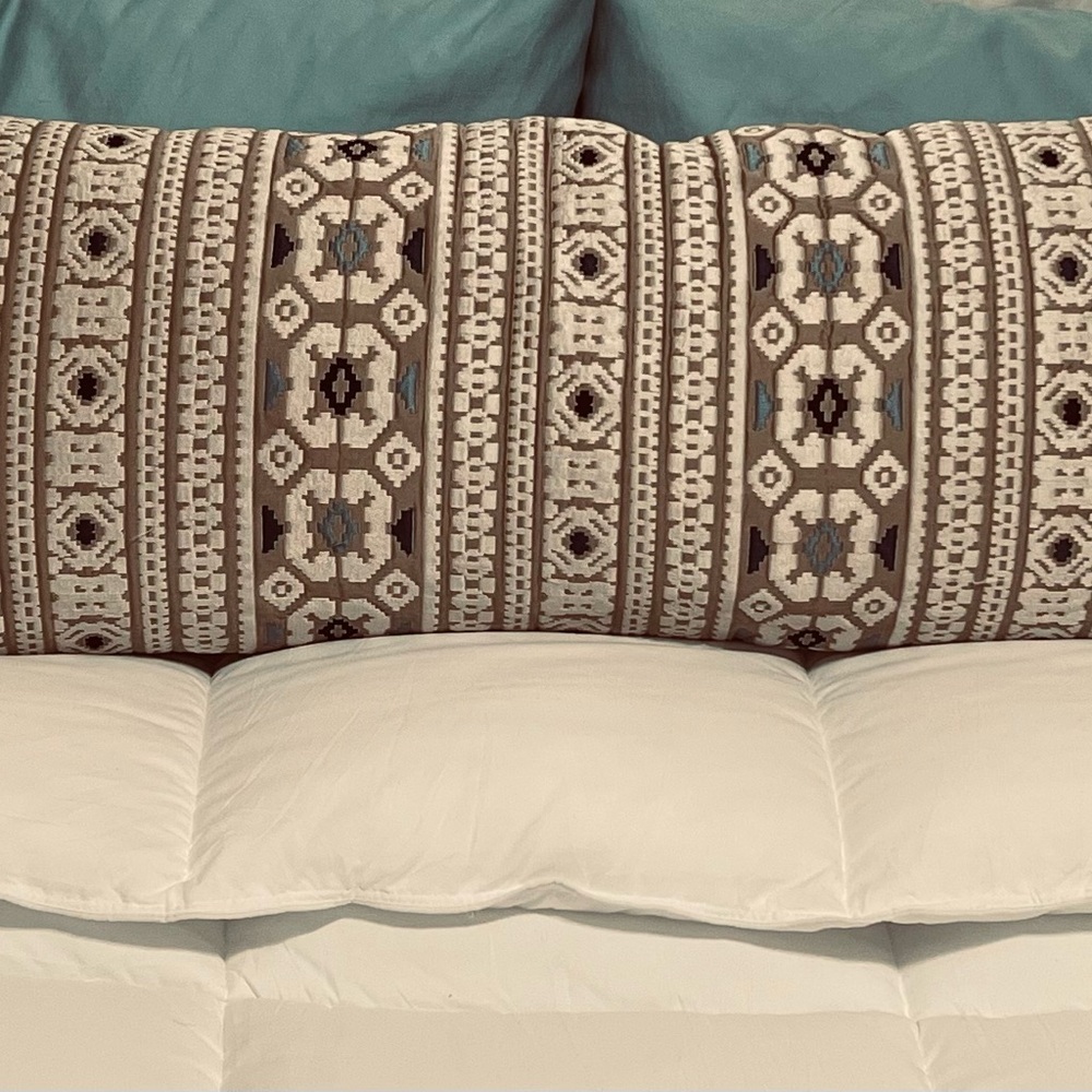 Geometric Patterned Pillow - Cream and Brown by SABIRA collection